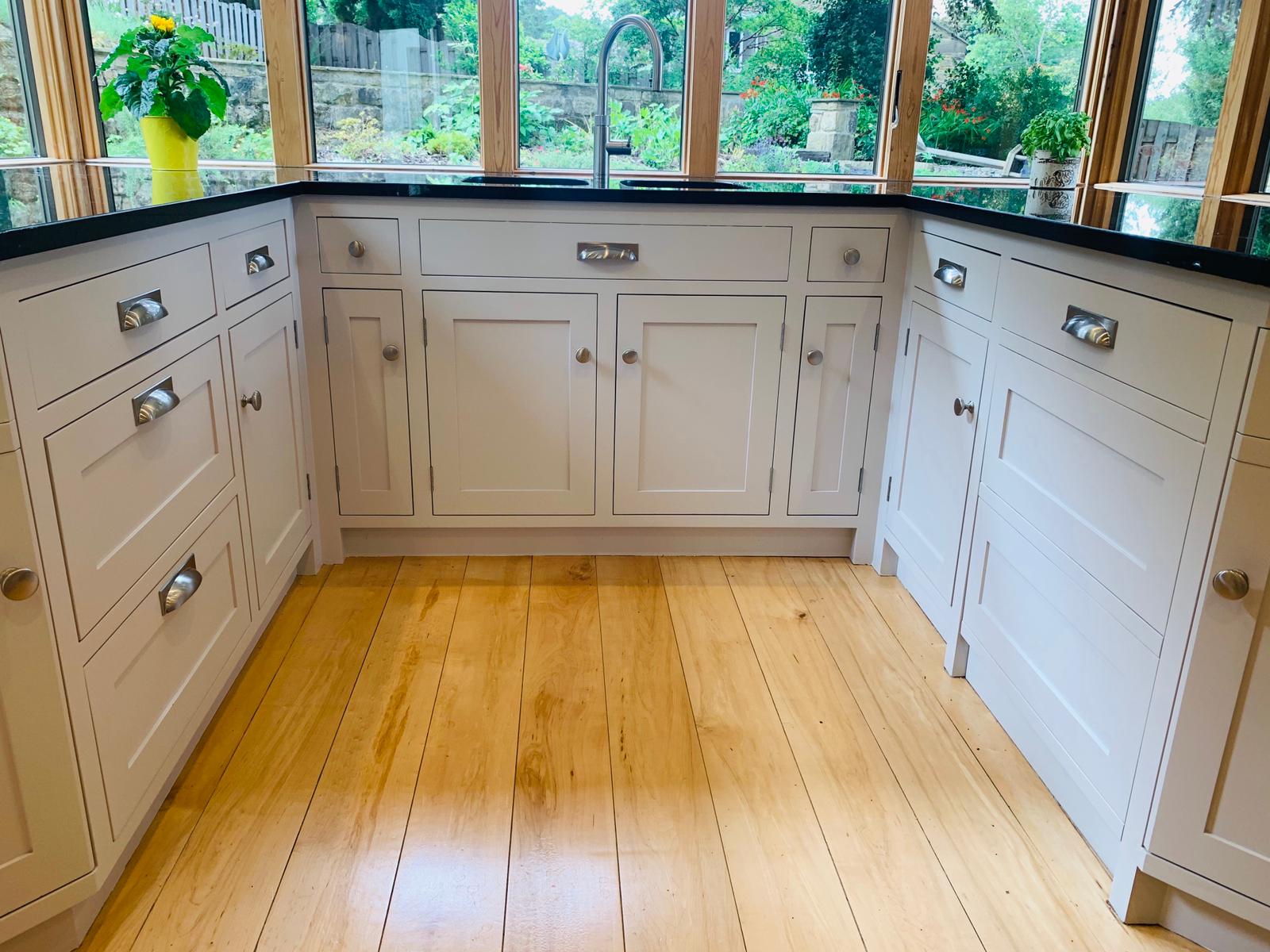 Hand painted kitchen cabinets in Leeds painted by gareth thompson decorator Hand painted kitchen cabinets in Leeds painted by gareth thompson decorator